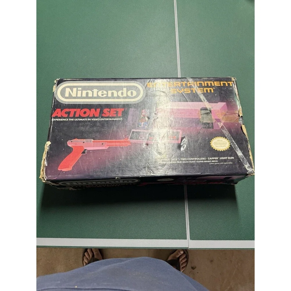 NINTENDO NES ACTION SET ZAPPER NO POWER CORD PARTS ONLY ORG MANUAL
